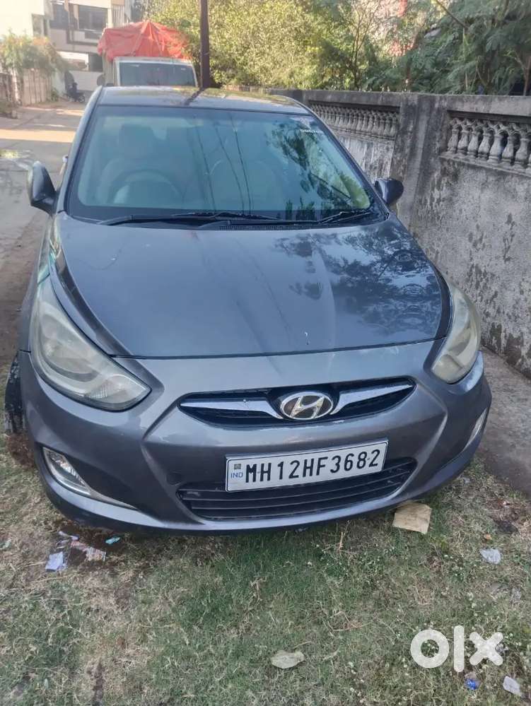 Hyundai Fluidic Verna 2011 Petrol 110000 Km Driven