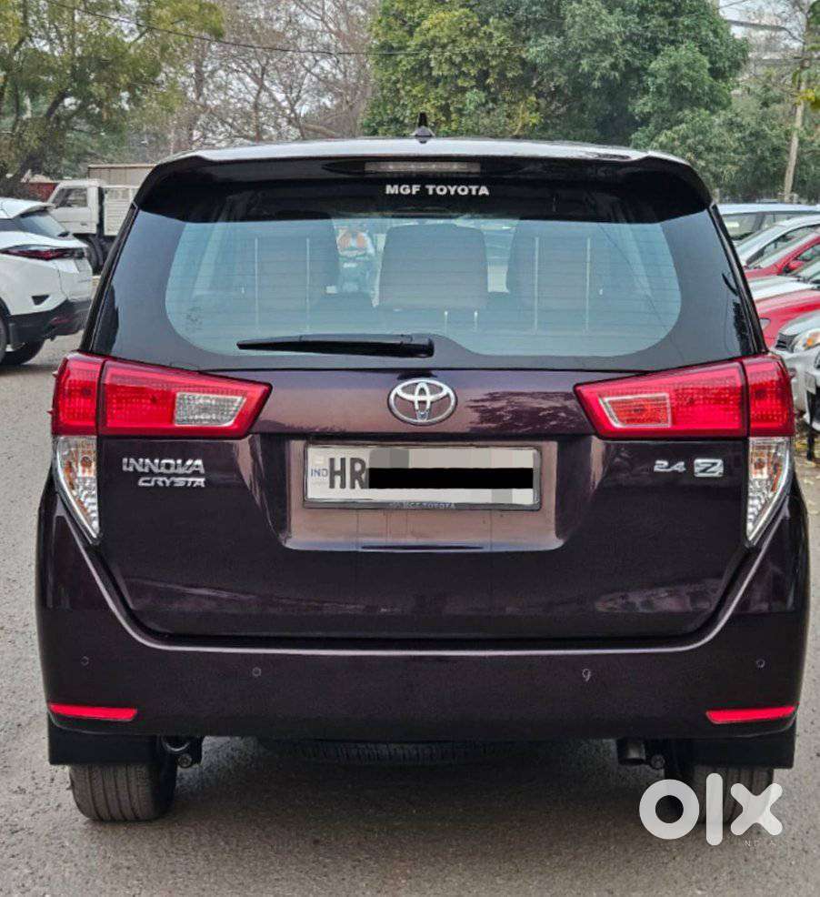 Toyota Innova Crysta [2020-ongoing] 2.4 Zx 7 Str, 2022, Diesel