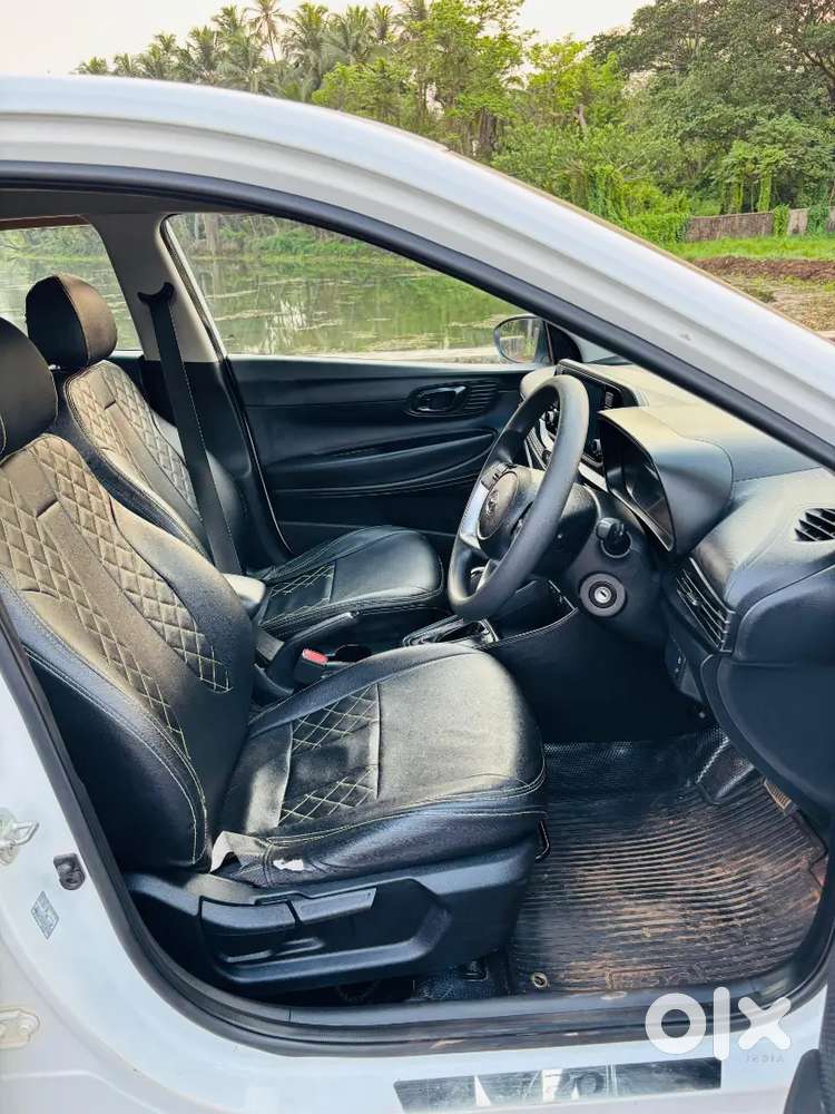 Hyundai I20 2022 Petrol 68000 Km Driven Well Maintained