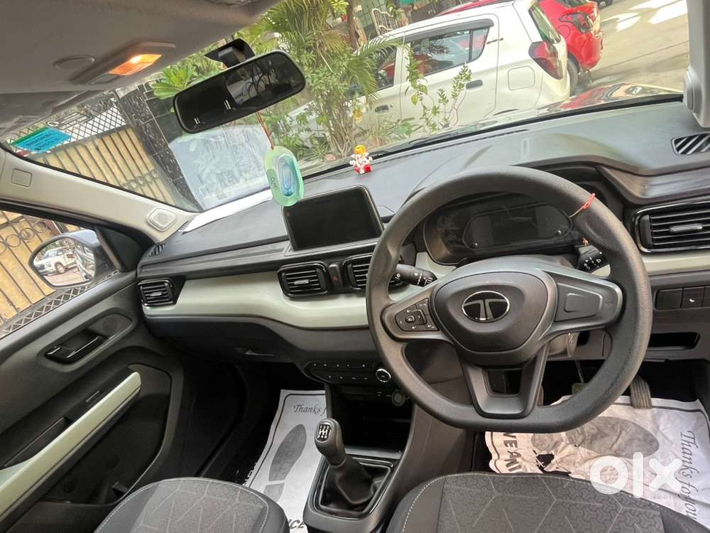 Tata Punch Petrol 2025