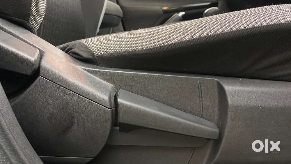 Nissan Magnite Kuro Edition 1.0 Turbo Petrol Cvt, 2023, Petrol