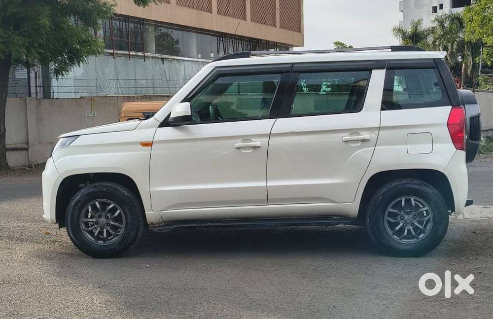 Mahindra Tuv 300 T10, 2018, Diesel