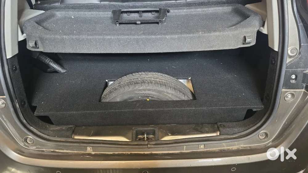 Good Condition Dec 2022 Model Lxi Petrol+cng