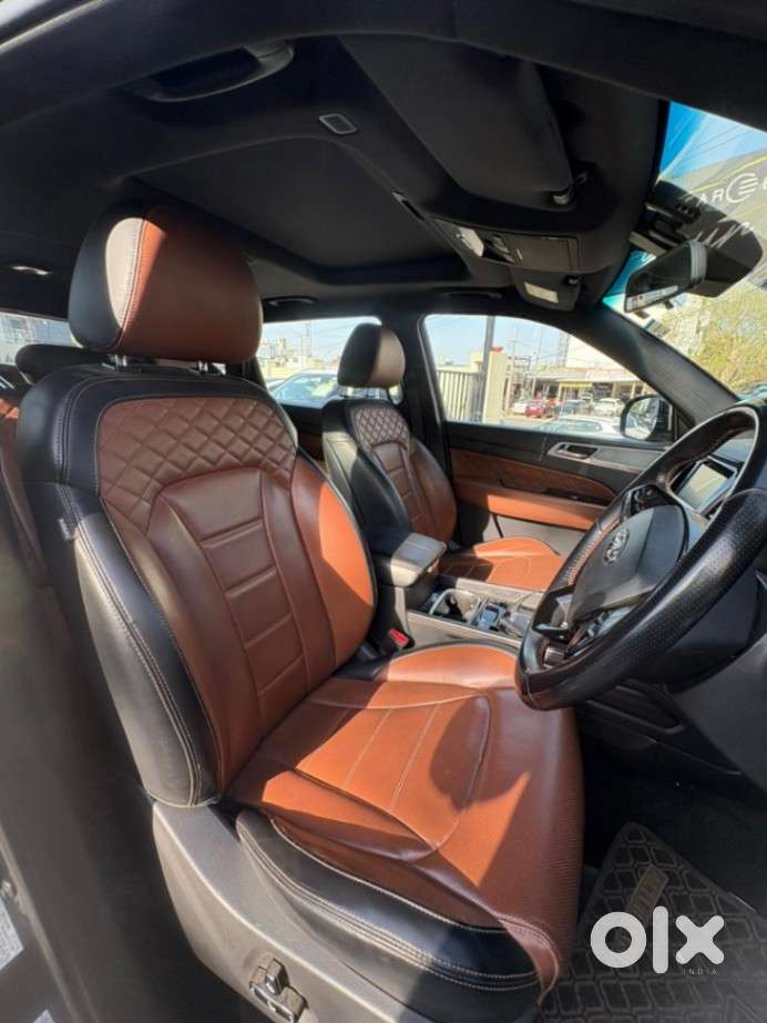 Mahindra Alturas G4 4x4 At, 2022, Diesel