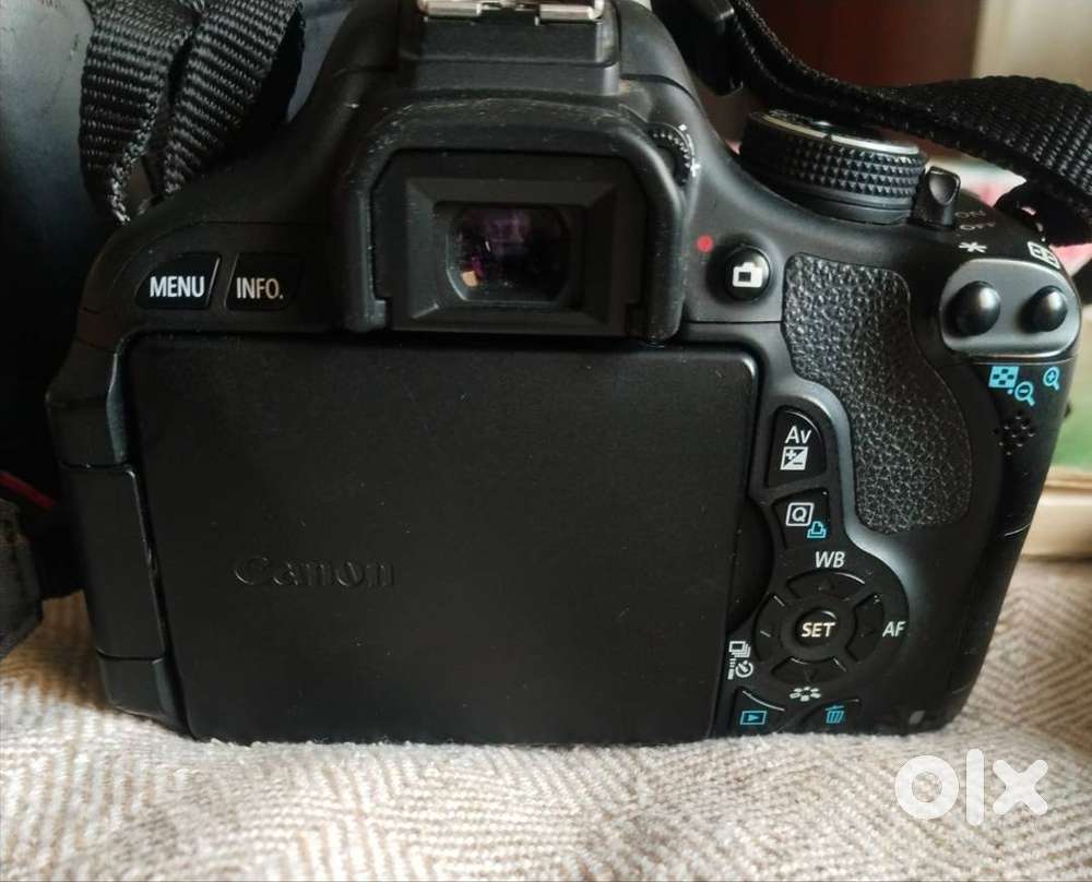 sale: Canon EOS Rebel T3i (Canon 600D) DSLR camera with lens
