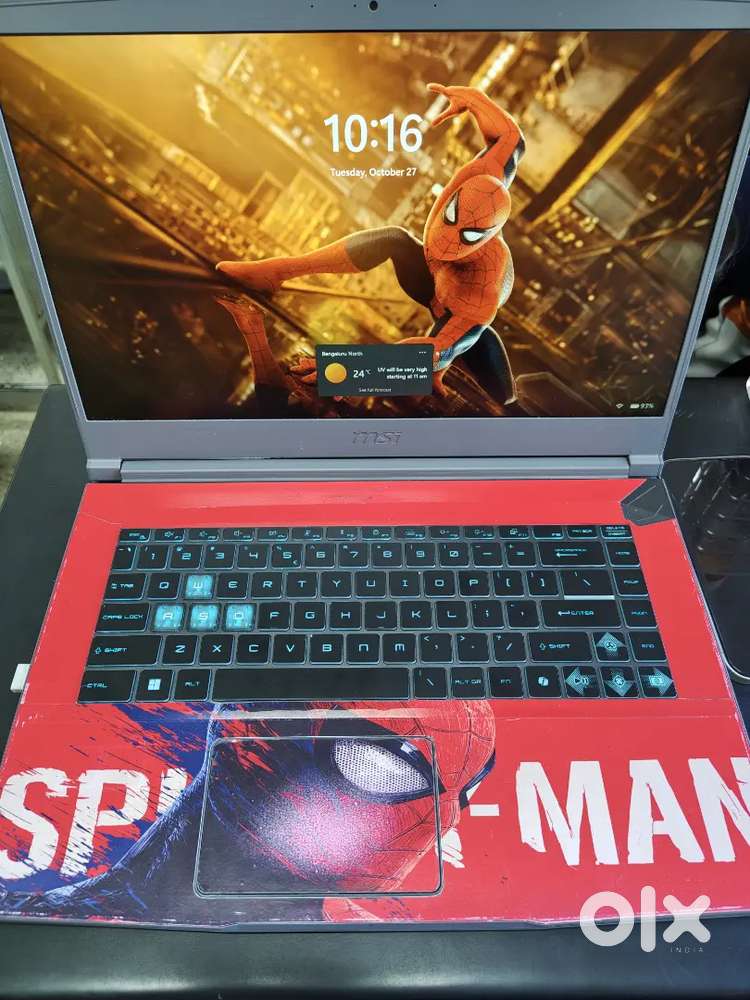 MSI THIN 15 GAMING LAPTOP