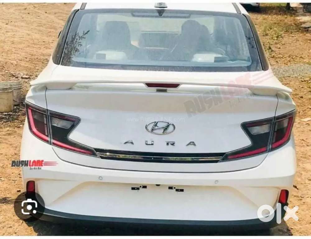 Red taxi driver wanted for coimbatore attached Hyundai aura car