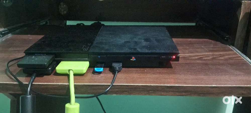 Ps2 slim 90004 model with 2 remote with hdmi converter with cables