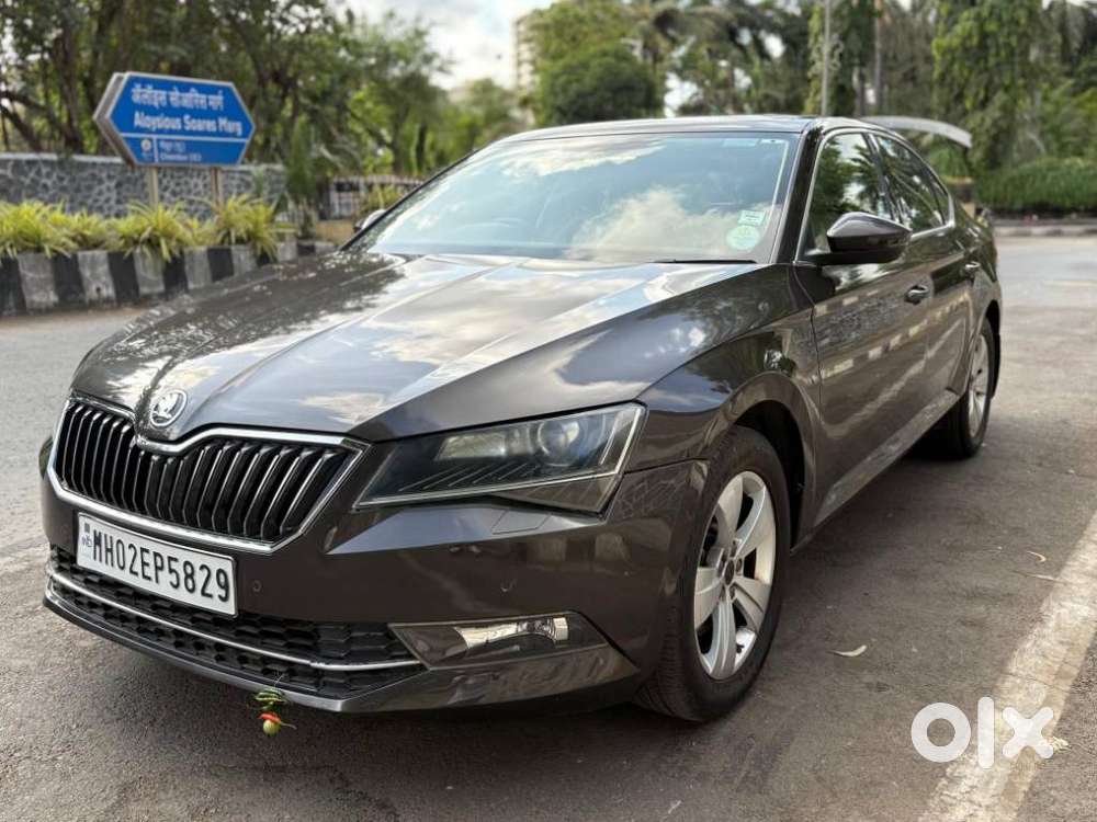Skoda Superb Style 1.8 Tsi At, 2017, Petrol