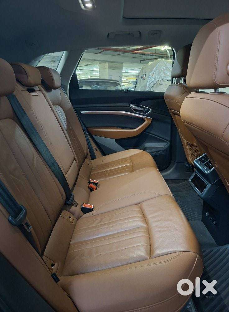Audi E-tron 55, 2022, Electric