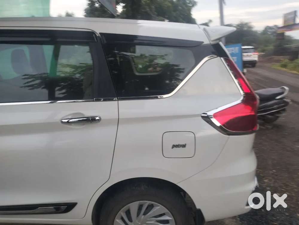 Maruti Suzuki Ertiga Vxi Shvs 2025