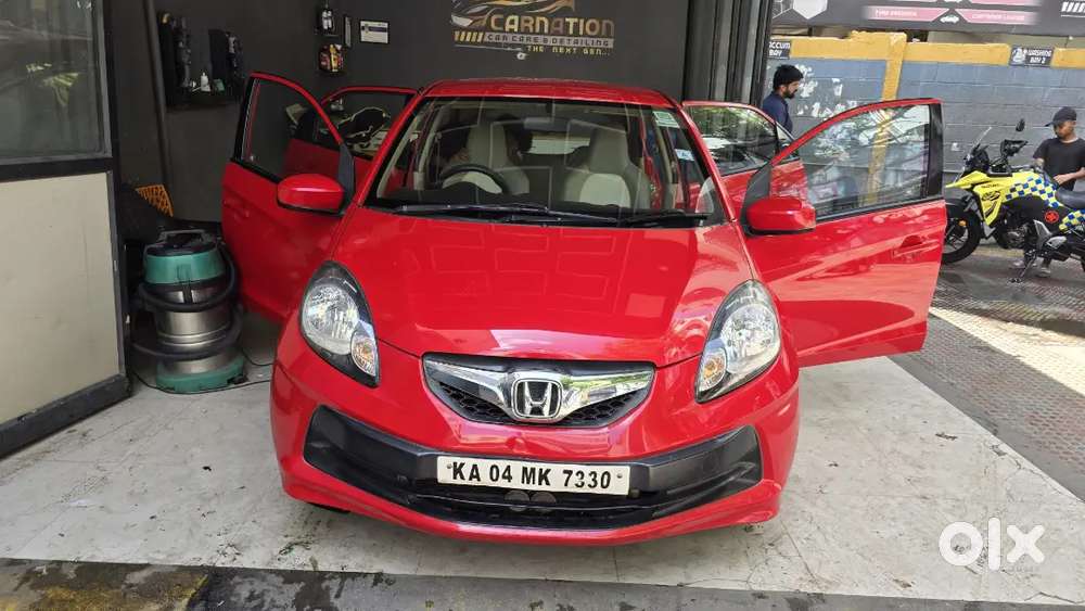 Honda Brio Mt 2012