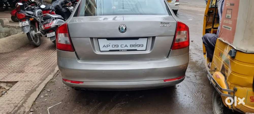 Skoda Laura 2010 Diesel 150000 Km Driven