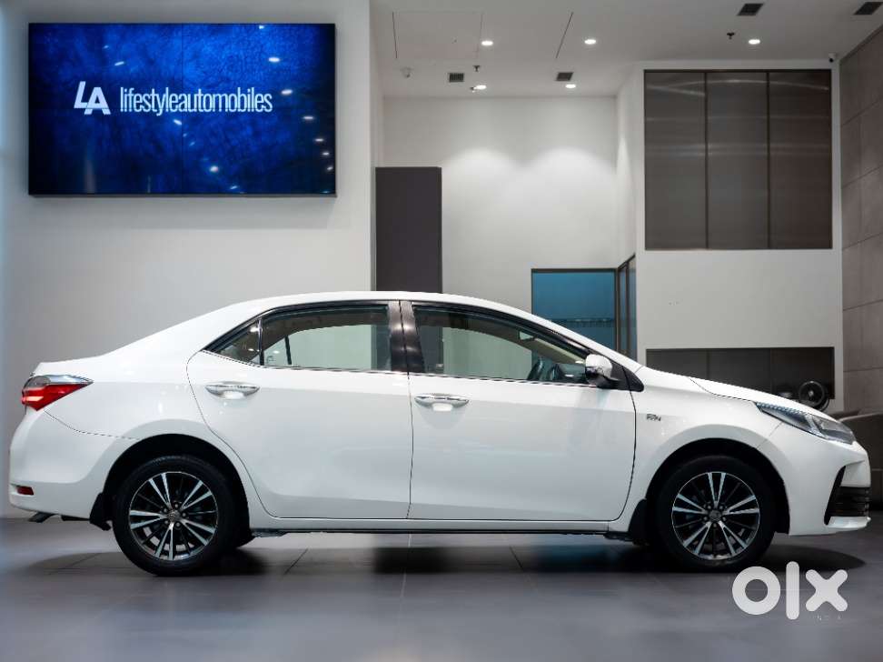 Toyota Corolla Altis 1.8g Limited, 2017