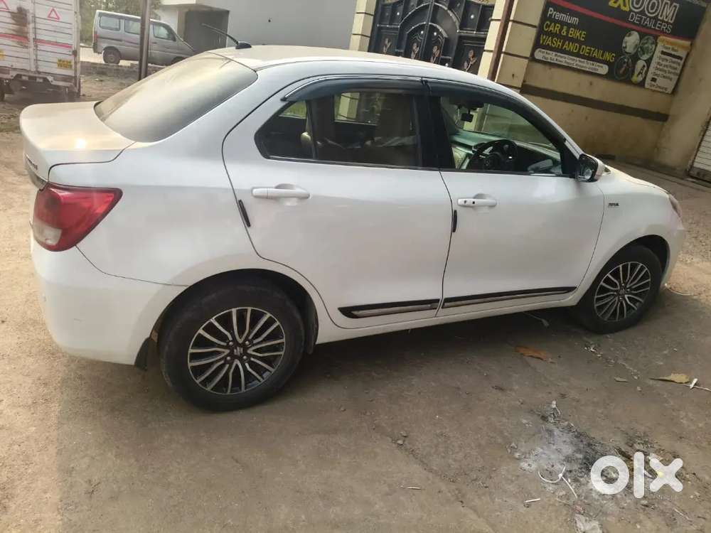 Maruti Suzuki Swift Dzire 2017 Diesel 109919 Km Driven