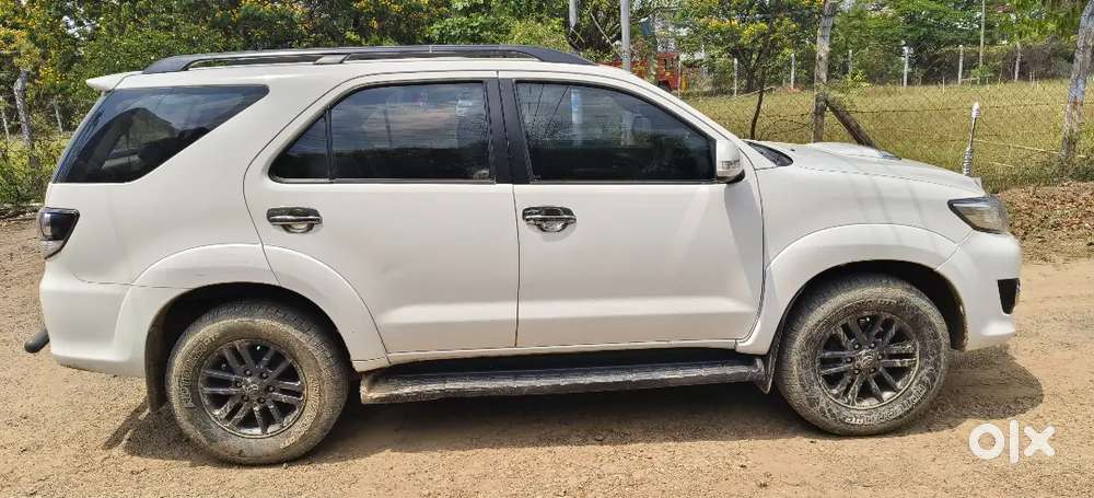 Toyota Fortuner 2015 Diesel Well Maintained