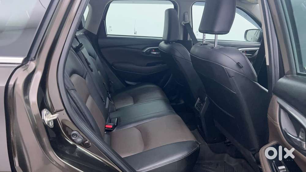 Toyota Urban Cruiser Hyryder 1.5 V Hybrid, 2024, Cng & Hybrids