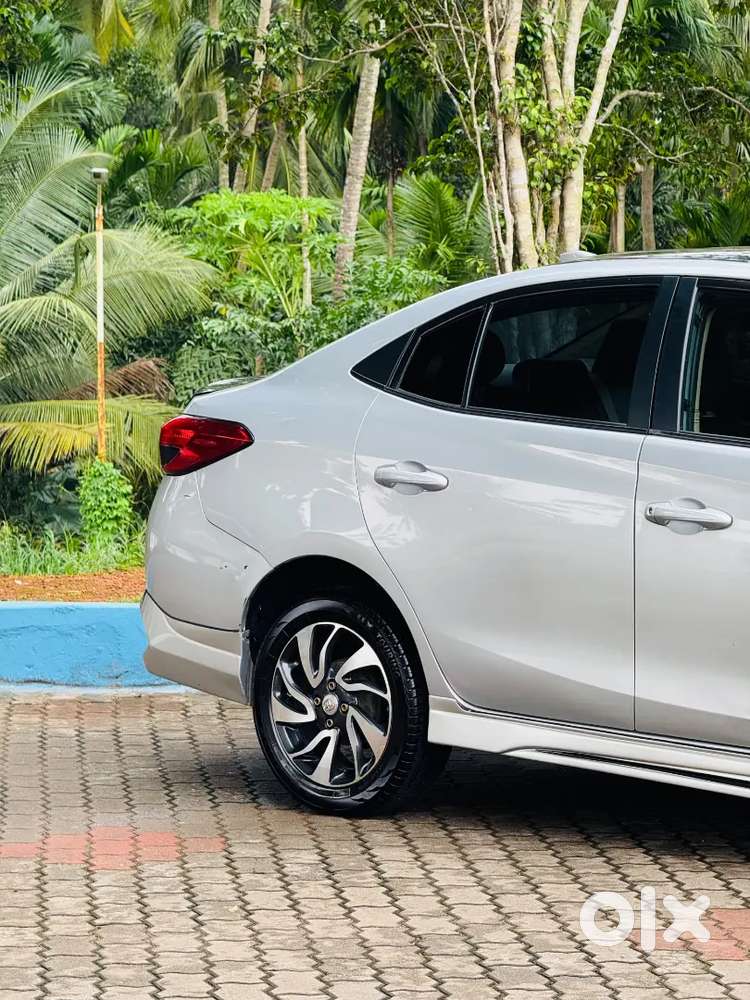 Automatic Toyota Yaris Petrol Well Maintained Car For Sale