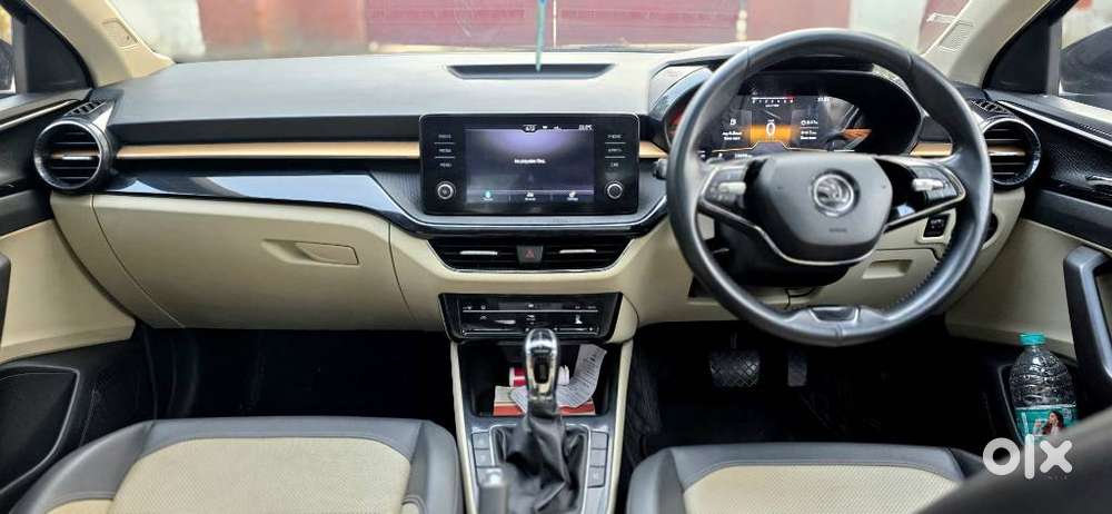 Skoda Slavia 1.5 Tsi Style At, 2023, Petrol