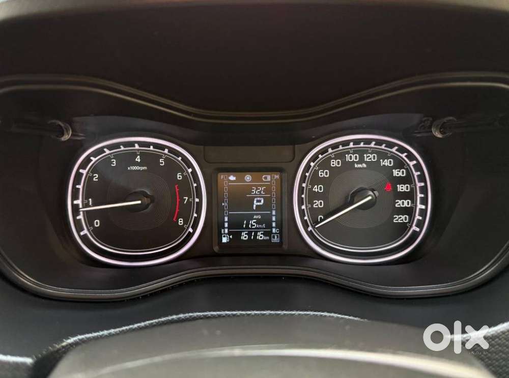 Maruti Suzuki Vitara Brezza 1.5 Zxi At, 2022, Petrol