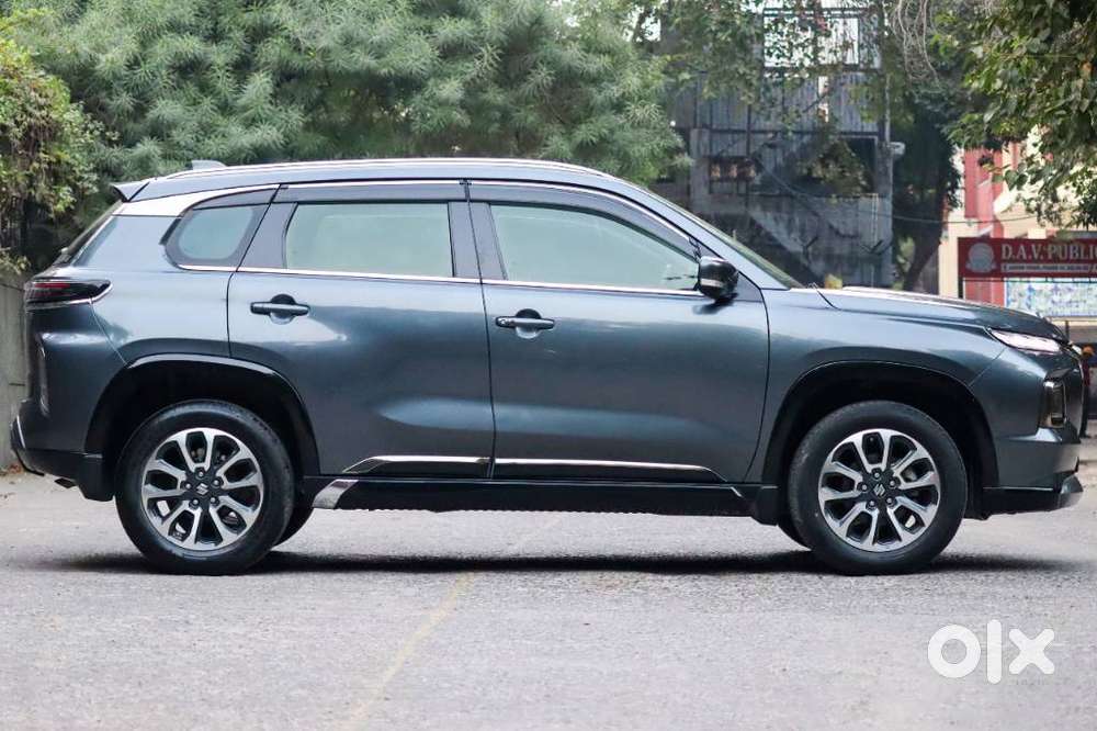 Maruti Suzuki Grand Vitara 1.5 Alpha Plus Intelligent Hybrid Ecvt, 2..