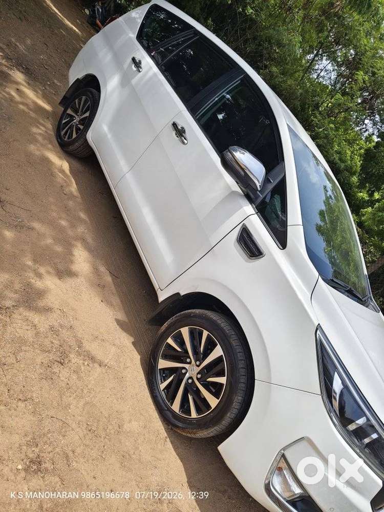 Toyota Innova Crysta 2.4 Z 7 Str, 2024, Diesel