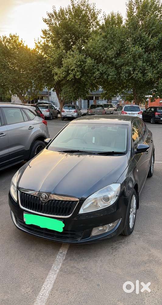 Skoda Rapid Elegance 2016 Diesel Automatic