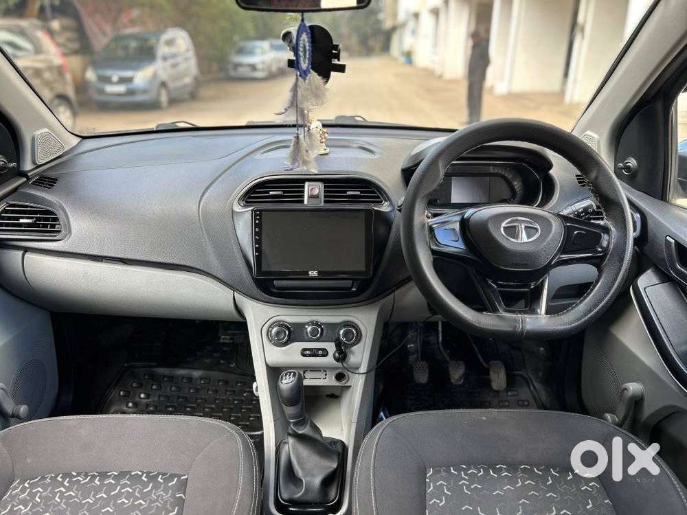 Tata Tiago 1.2 Revotron Xt (o), 2022, Petrol