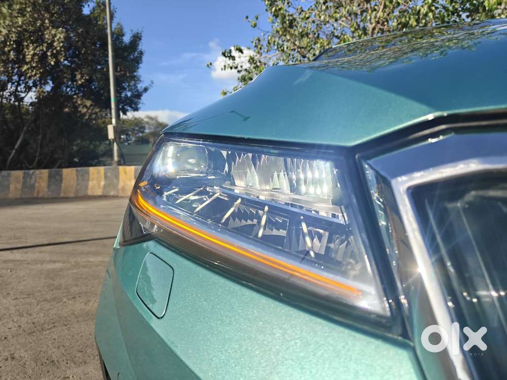 Skoda Superb 2.0 L&k Tsi At, 2024, Petrol
