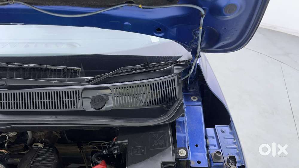 Renault Triber Rxt, 2022, Petrol