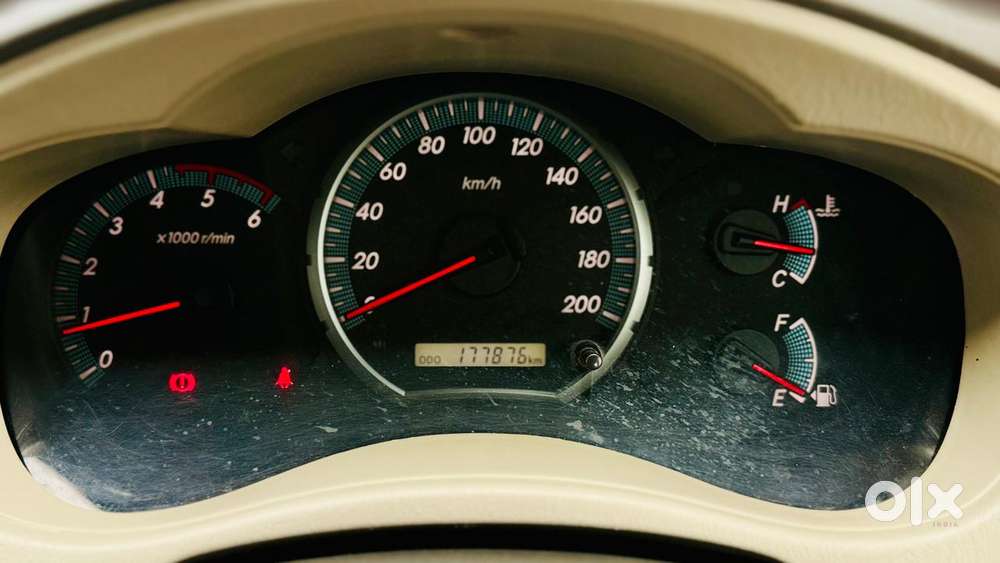 Toyota Innova 2.5 V 7 Str, 2016, Diesel