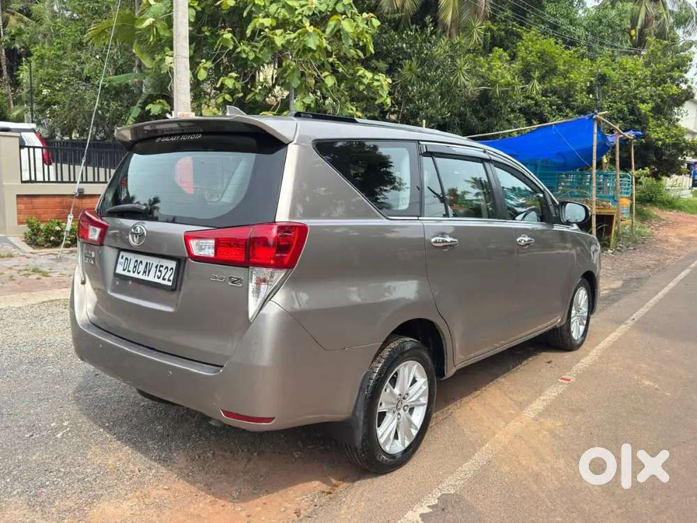 Toyota Innova Crysta 2018 Diesel 143000 Km Driven