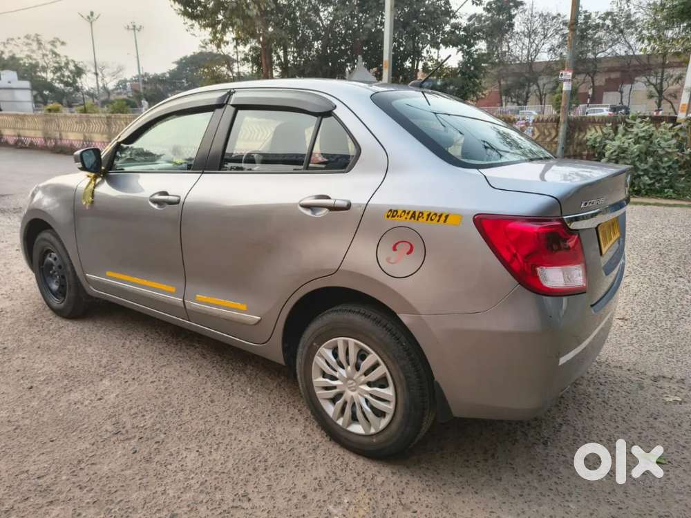 Maruti Suzuki Dzire 1.2 Vxi, 2022, Petrol