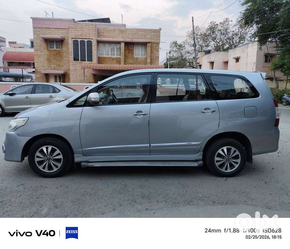 Toyota Innova [2013-2016] 2.5 V Diesel 7 Str, 2015, Diesel