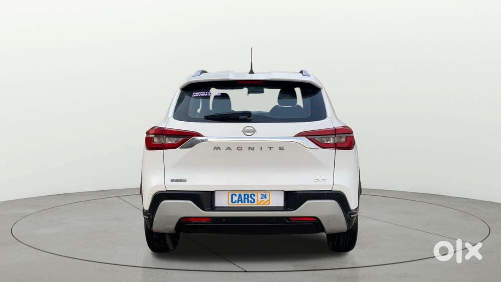 Nissan Magnite 1.0 Xv Turbo Cvt, 2022, Petrol