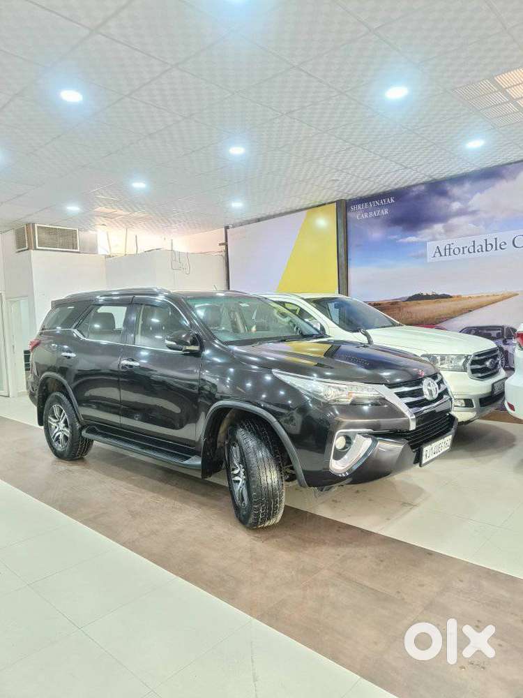 Toyota Fortuner 2.8 2wd Mt, 2016, Diesel