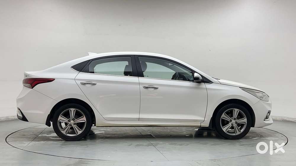 Hyundai Verna [ ] Fluidic 4s 1.6 Crdi Sx (o) At, 2019, Petrol