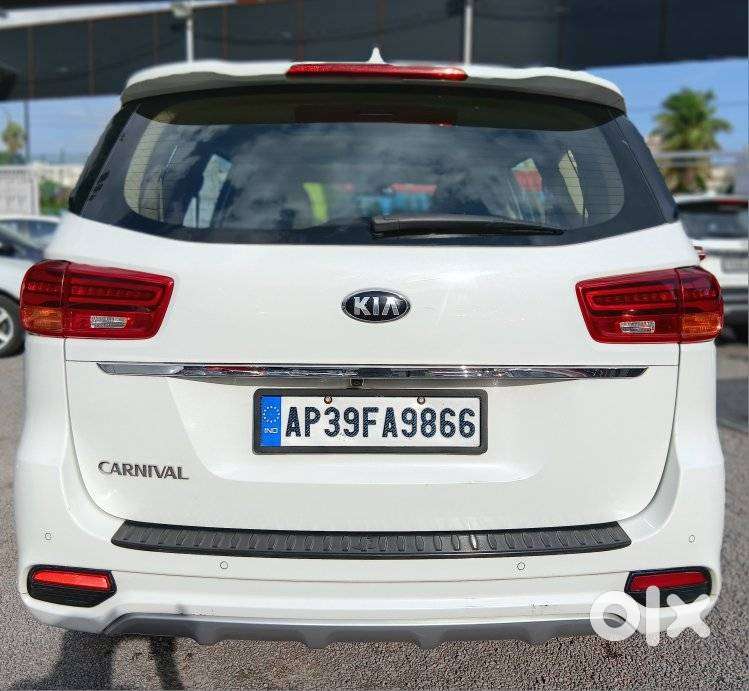 Kia Carnival Prestige, 2020, Diesel