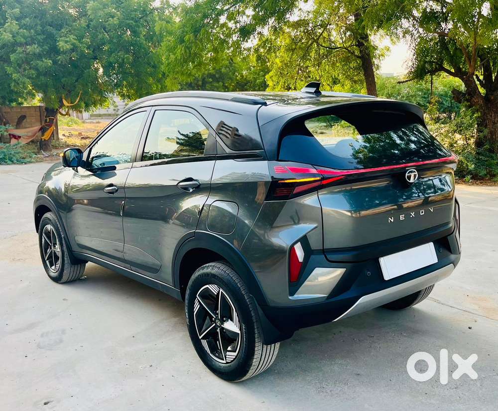 Tata Nexon Fearless Plus S 1.5 Revotorq Diesel 6 Amt Dt, 2023, Diese..