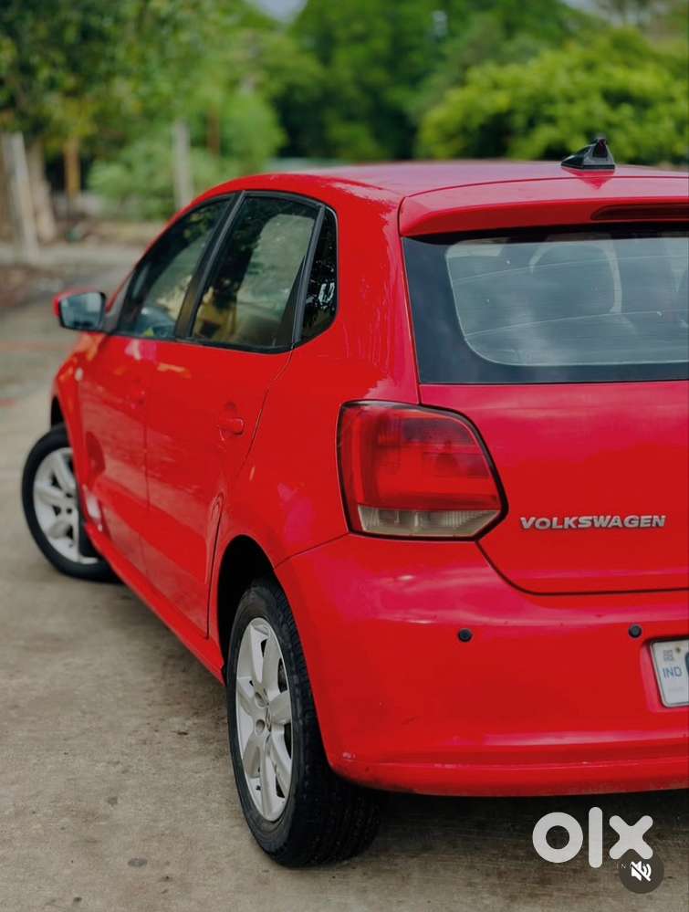 Volkswagen Polo Petrol Manual 2011