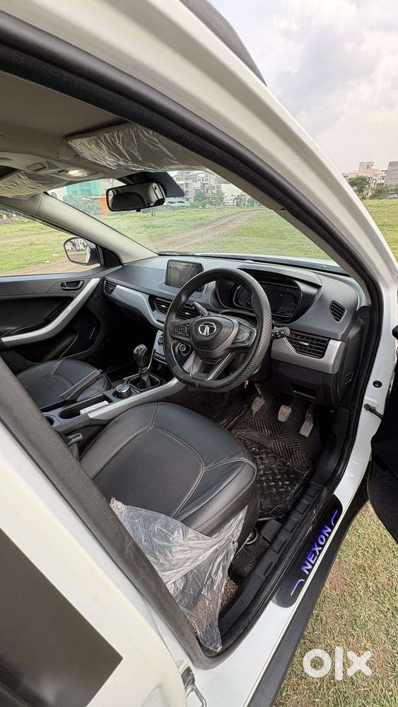 Tata Nexon 1.2 Revotron Xm Plus (s), 2023, Petrol