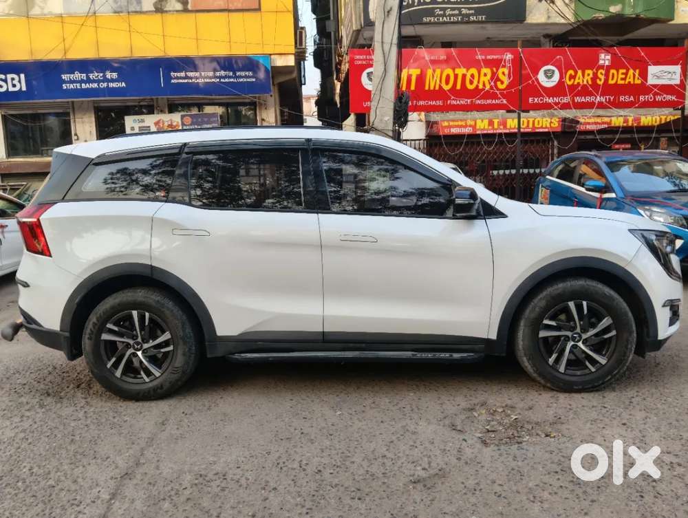 Mahindra Xuv700 2.2 Ax 7 Diesel At Str, 2023, Diesel