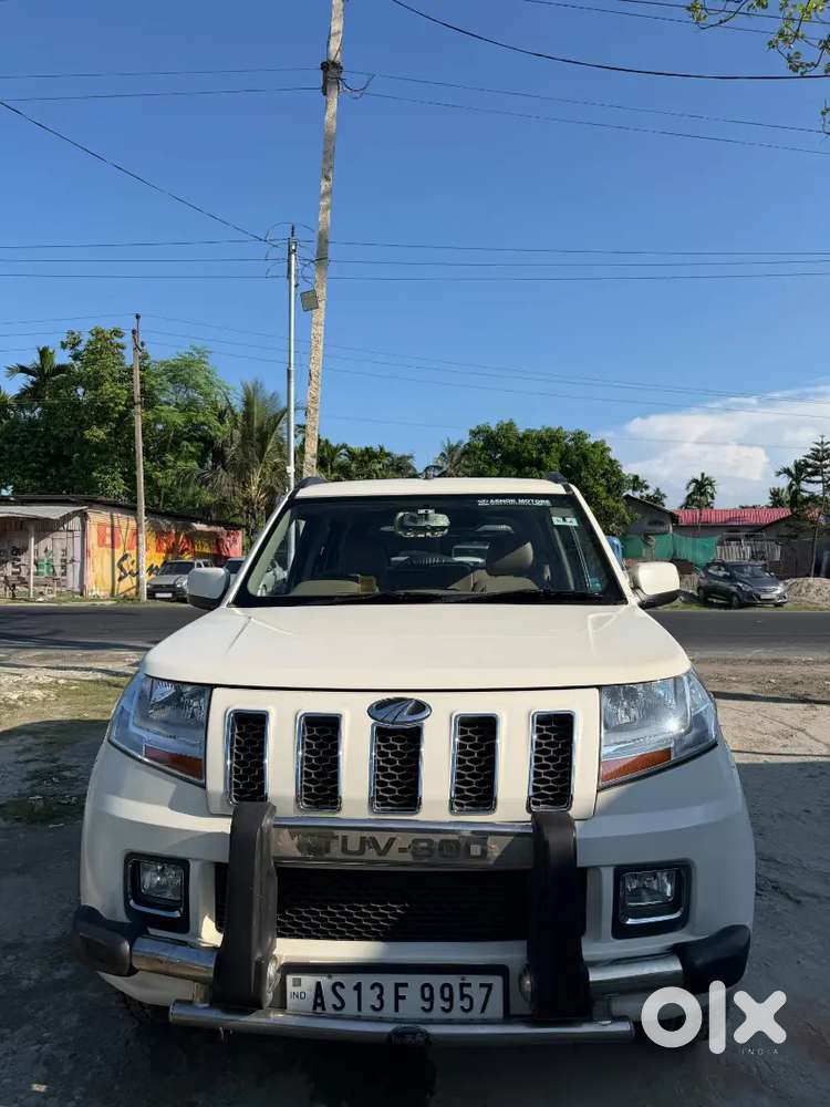 Mahindra Tuv 300 2017 Petrol Good Condition