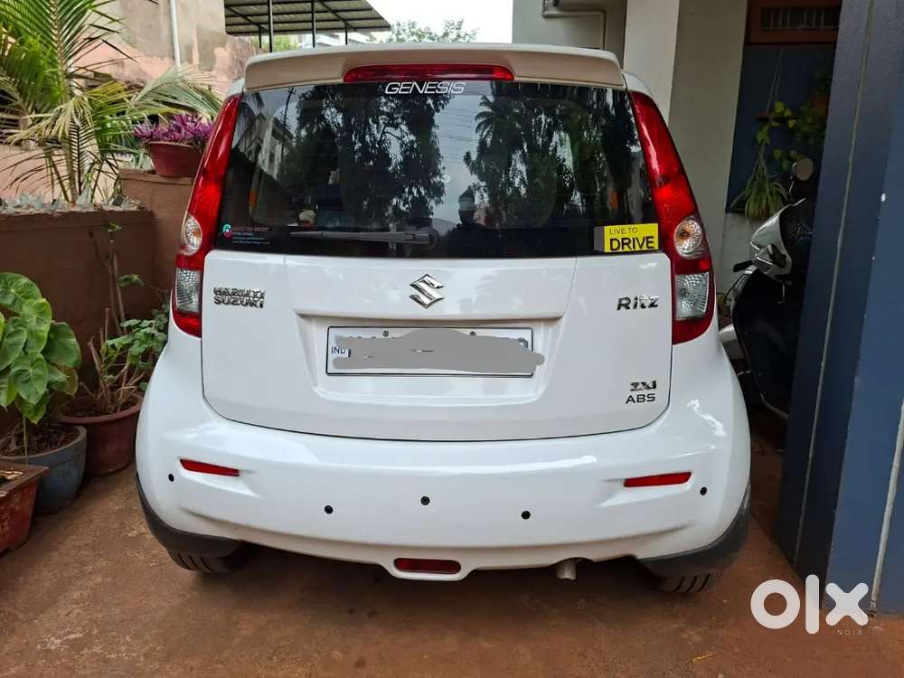 Maruti Suzuki Ritz Vxi 2015