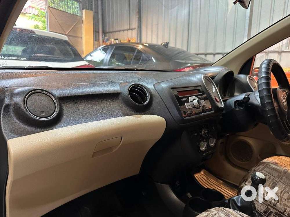 Honda Mobilio 1.5 S I-vtec Mt, 2016, Petrol