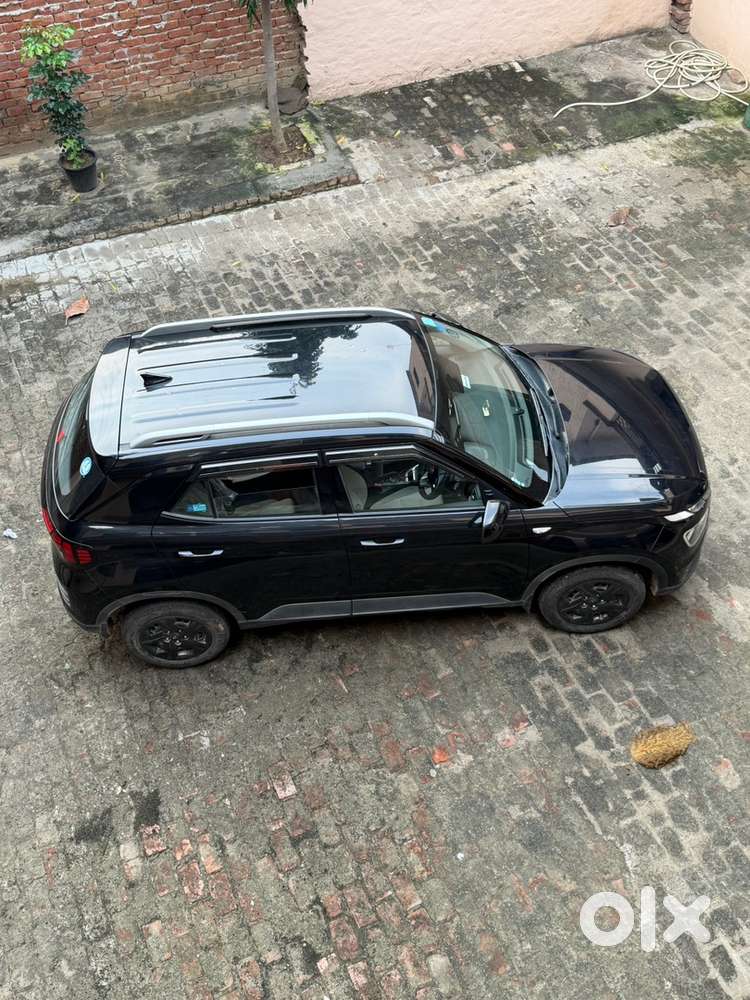 Hyundai Venue | Just 25,000 Km | Single Owner | Price Negotiable