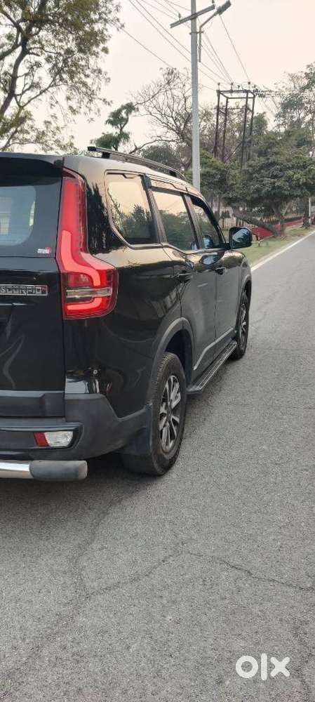 Mahindra Scorpio N Z4 Petrol Mt 7 Str, 2024, Petrol