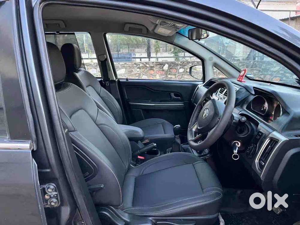 Tata Hexa 2.2 Xta 4x2 7 Str, 2017, Diesel