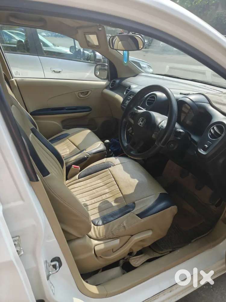 Honda Amaze 2015 Diesel Well Maintained 125000 Km Driven