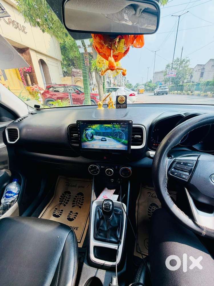 Hyundai Venue Petrol Manual 2020